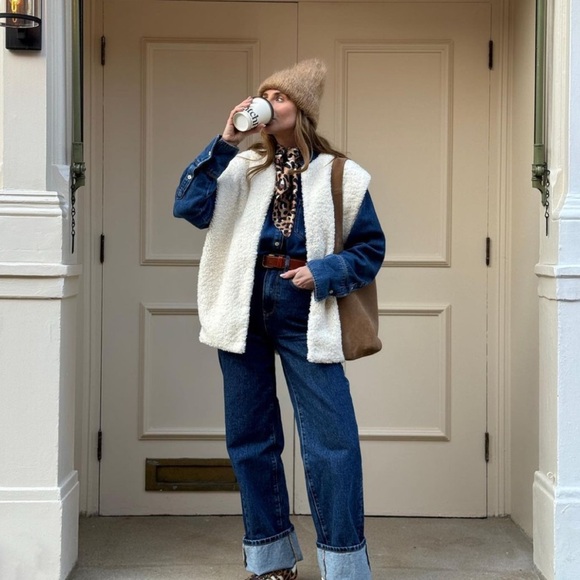 NWOB G by Guess Leopard Pint Leather Sneakers! ✨🐆 - Picture 5 of 10